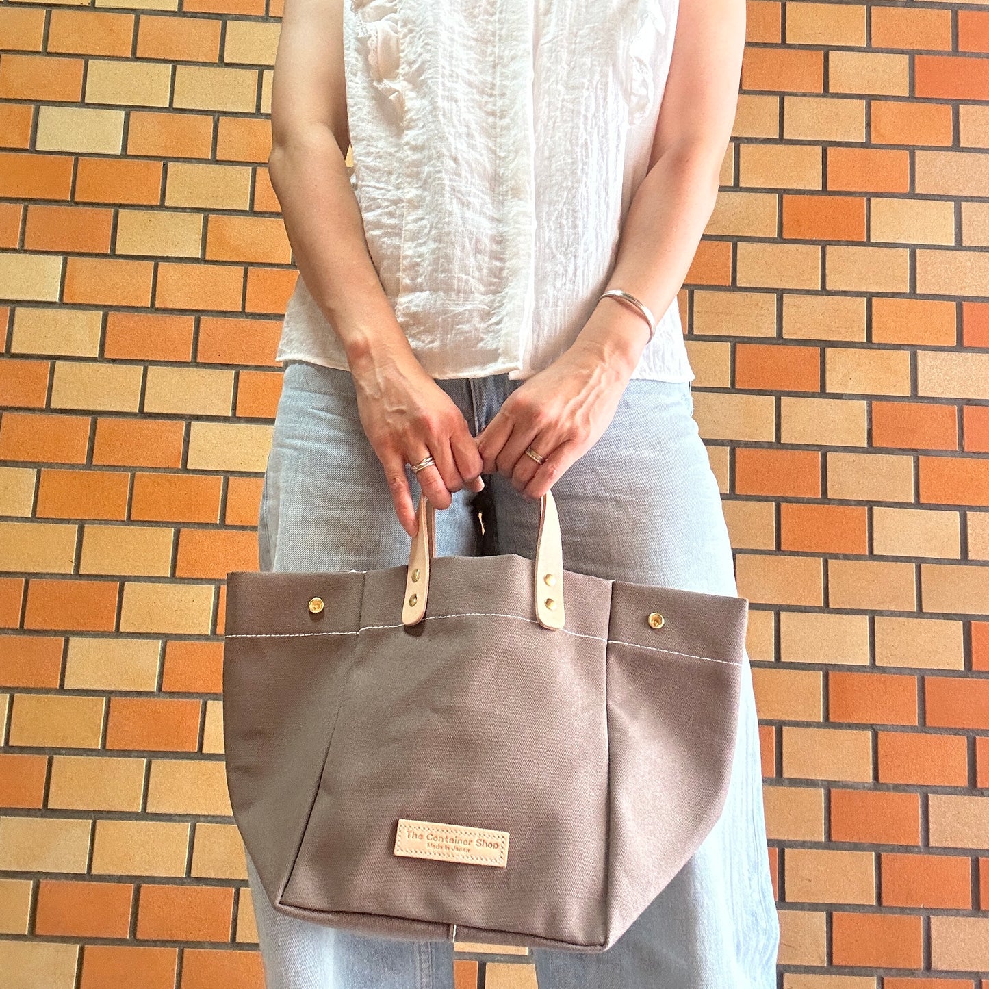 CANVAS/STANDARD(SQ)