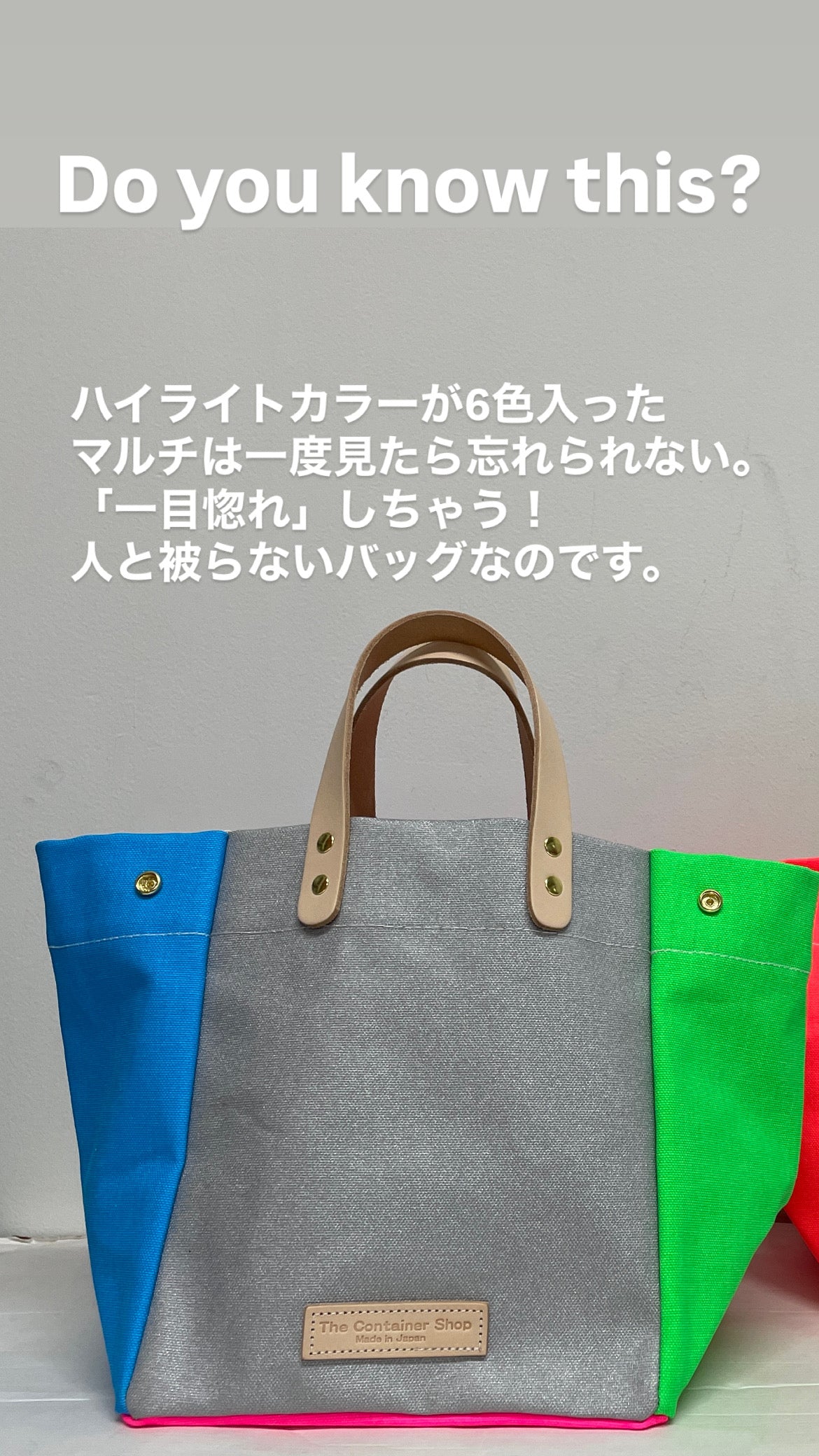 Comes with a multi-colored bag and a free pouch