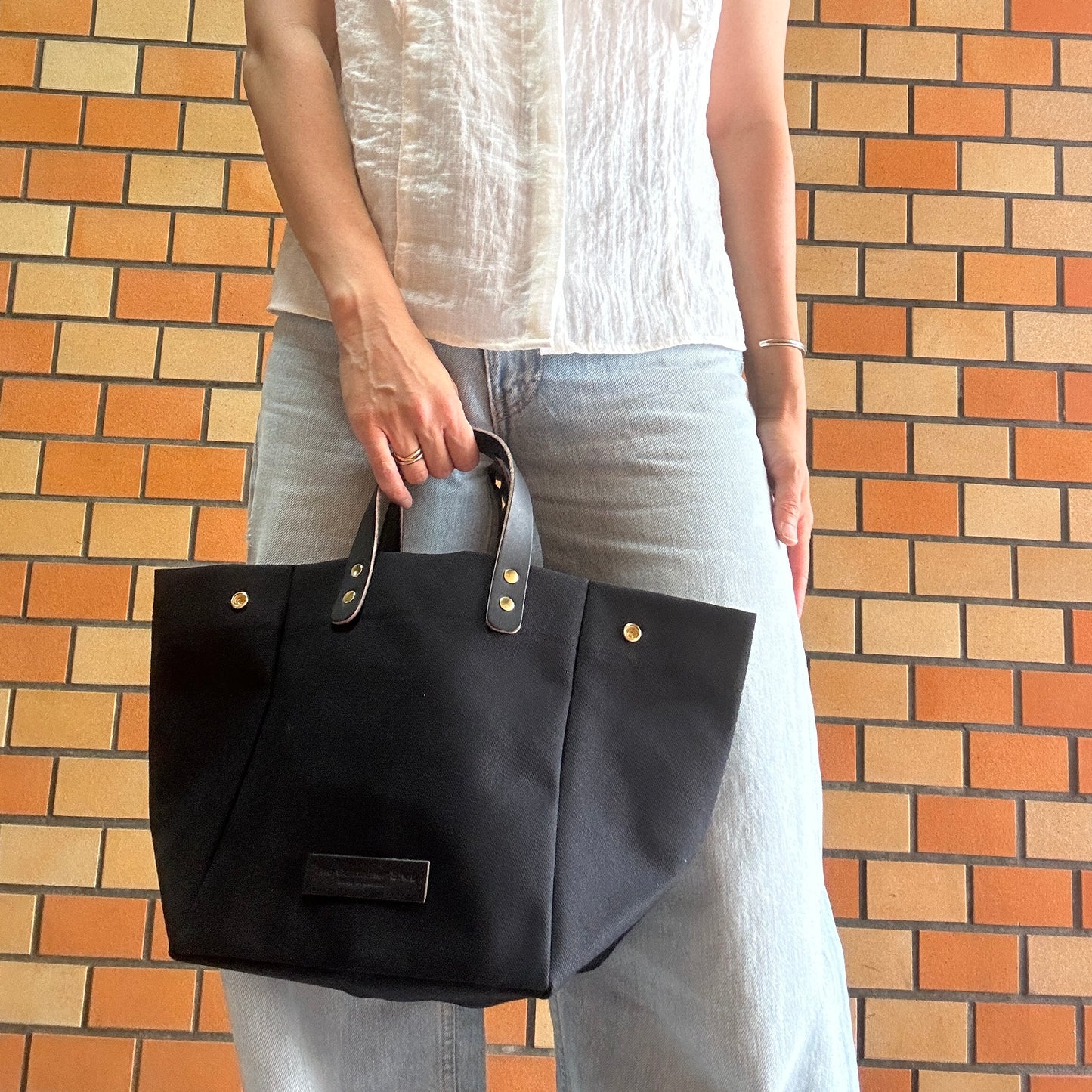 CANVAS/STANDARD(SQ)
