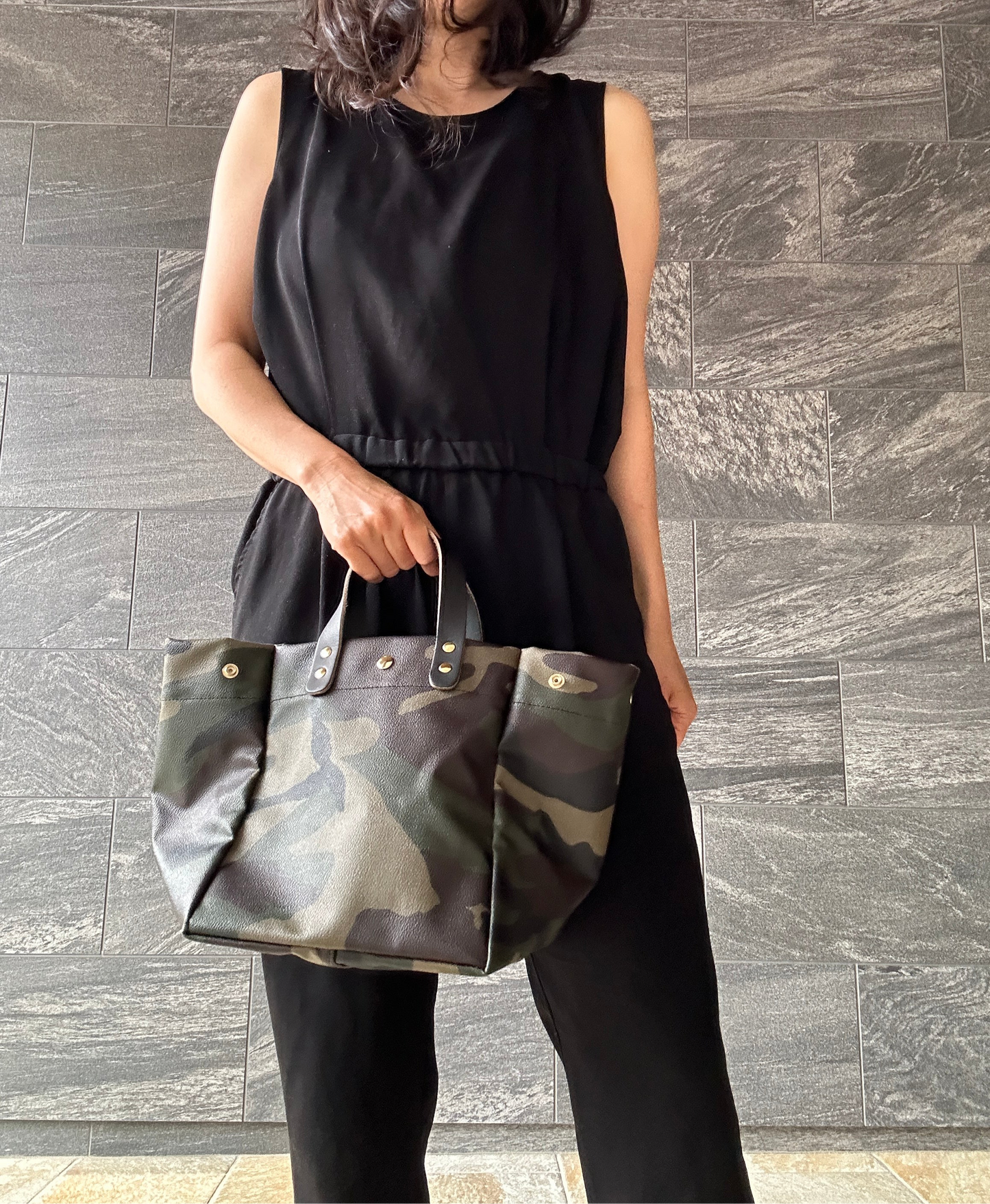 残わずか<ギフト>「軽くて拭ける」Coated PVC(WM)または(SQ) 旧Camouflage