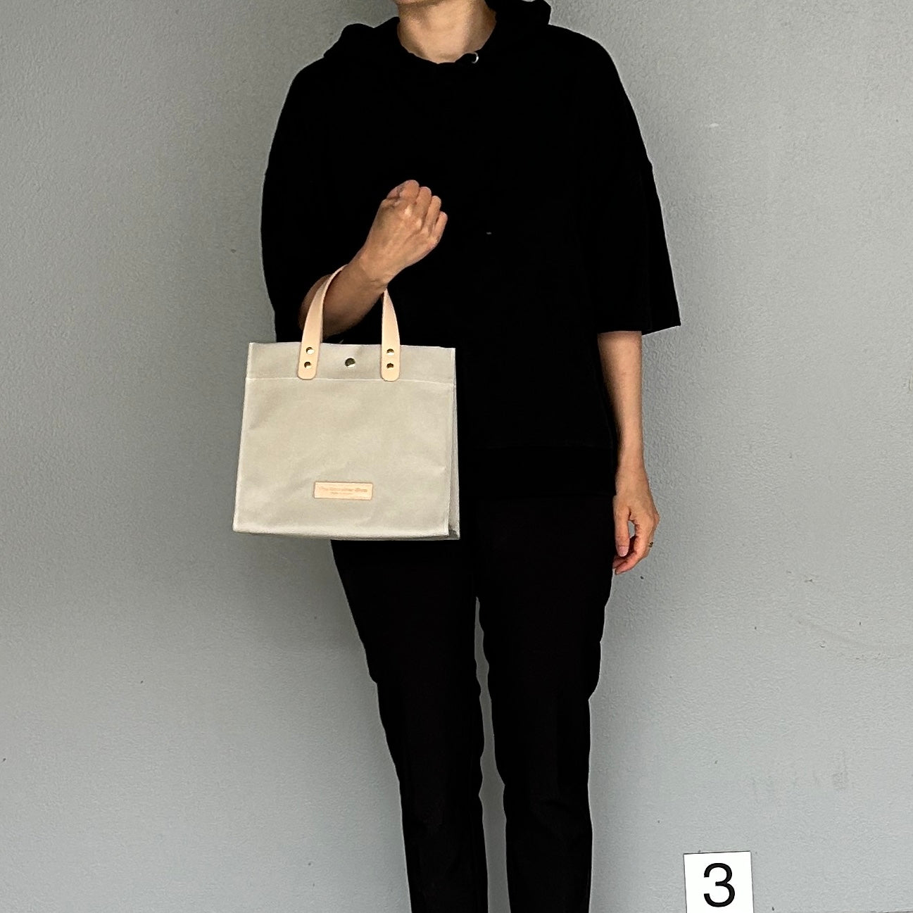 「軽くて拭ける」Coated PVC(レクタングルM) Silver Grey