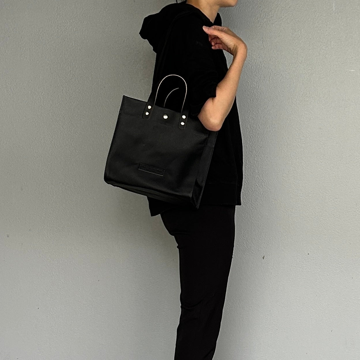「軽くて拭ける」Coated PVC(レクタングルM) BLACK