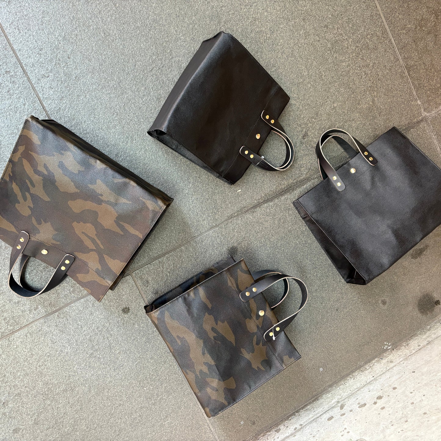 "Lightweight and wipeable" Coated PVC Camouflage (Rectangle L)