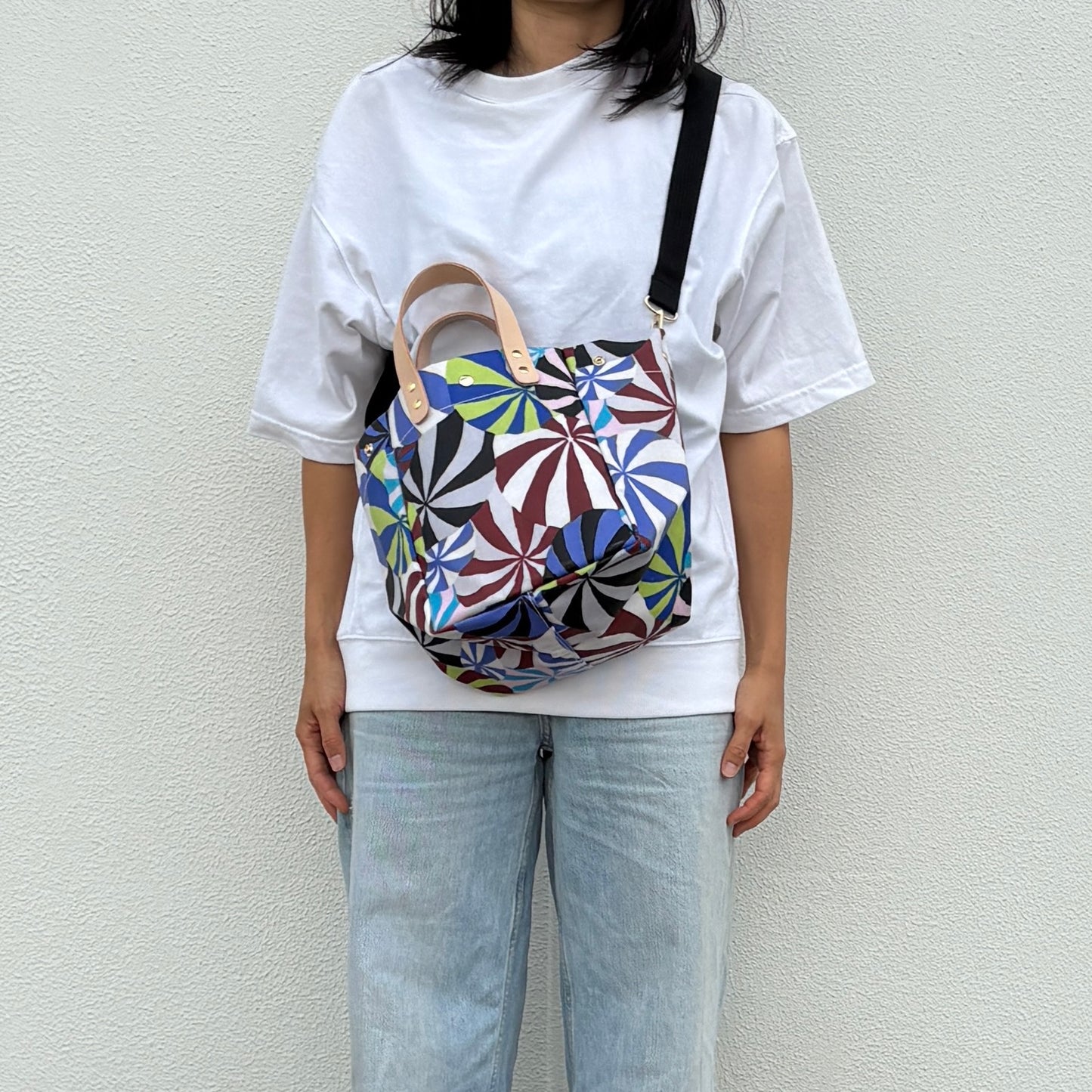 「軽くて拭ける」Coated PVC(SQ)Marbles