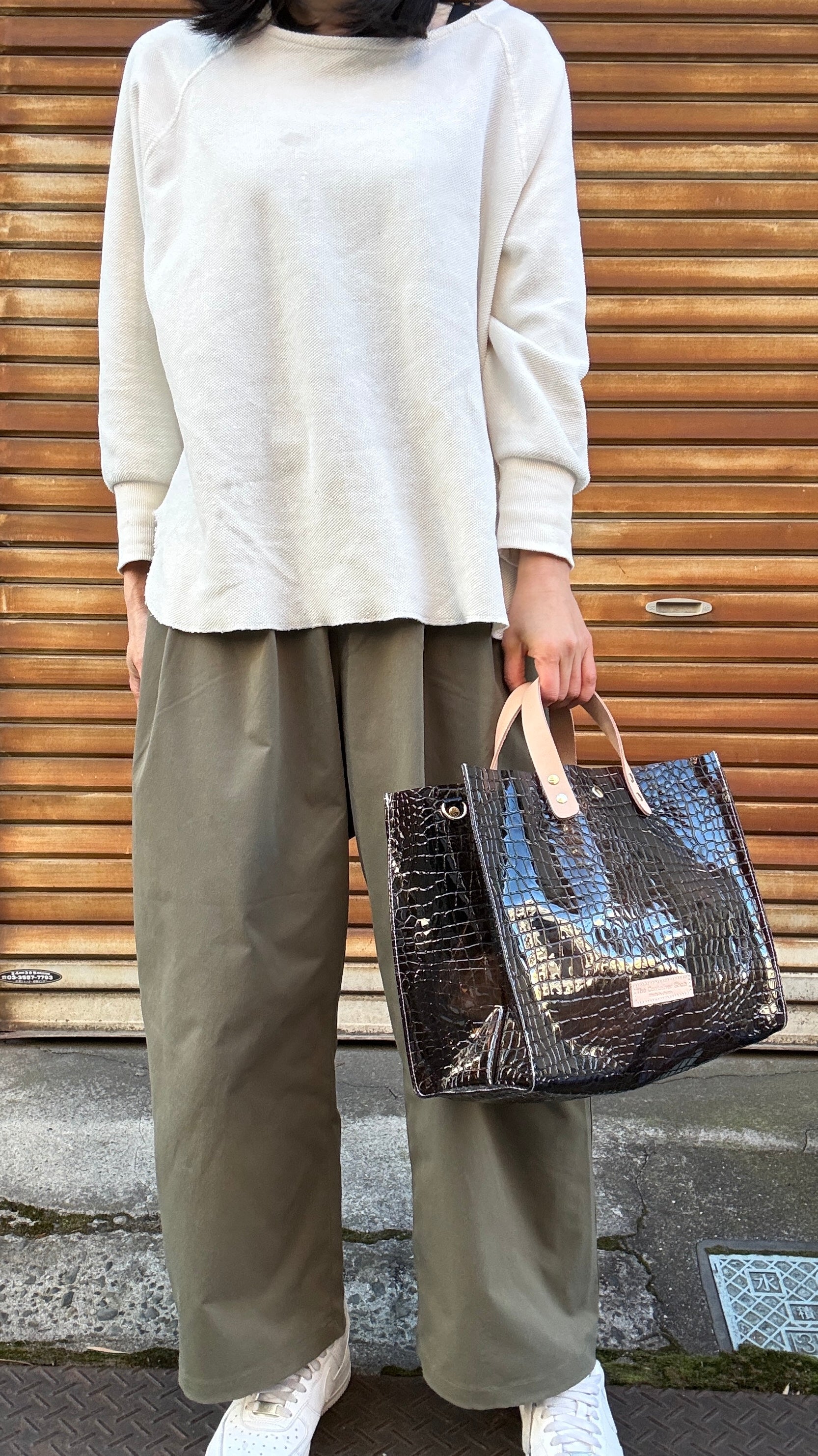 Colored PVC(LeatherHandle)Tote L/🐊 Crocodile Dark Brown