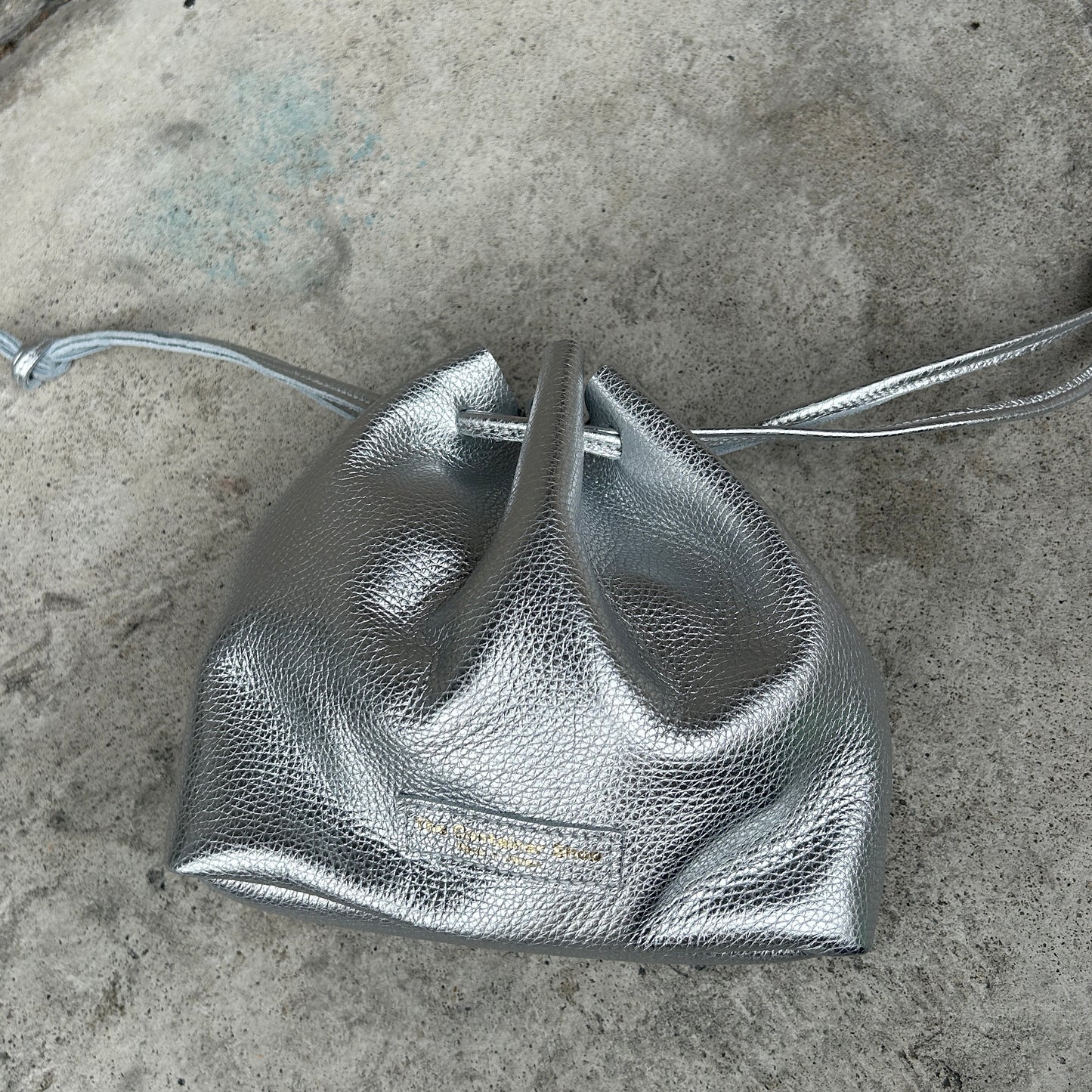 Cow Leather (Kinchaku) ARGENTO