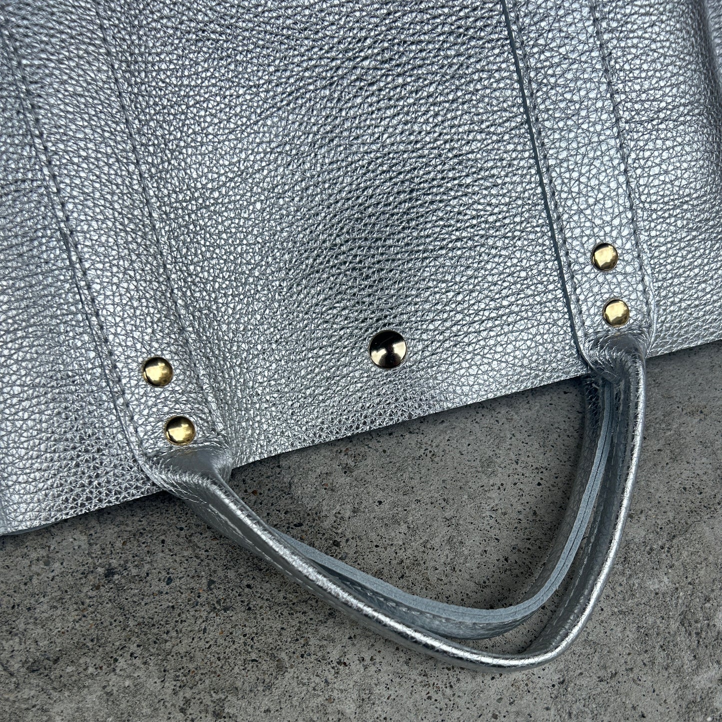 Cow Leather (Shallow Tote Size) ARGENTO