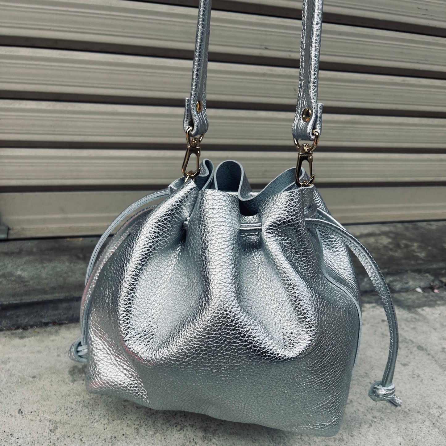 Cow Leather (Kinchaku) ARGENTO