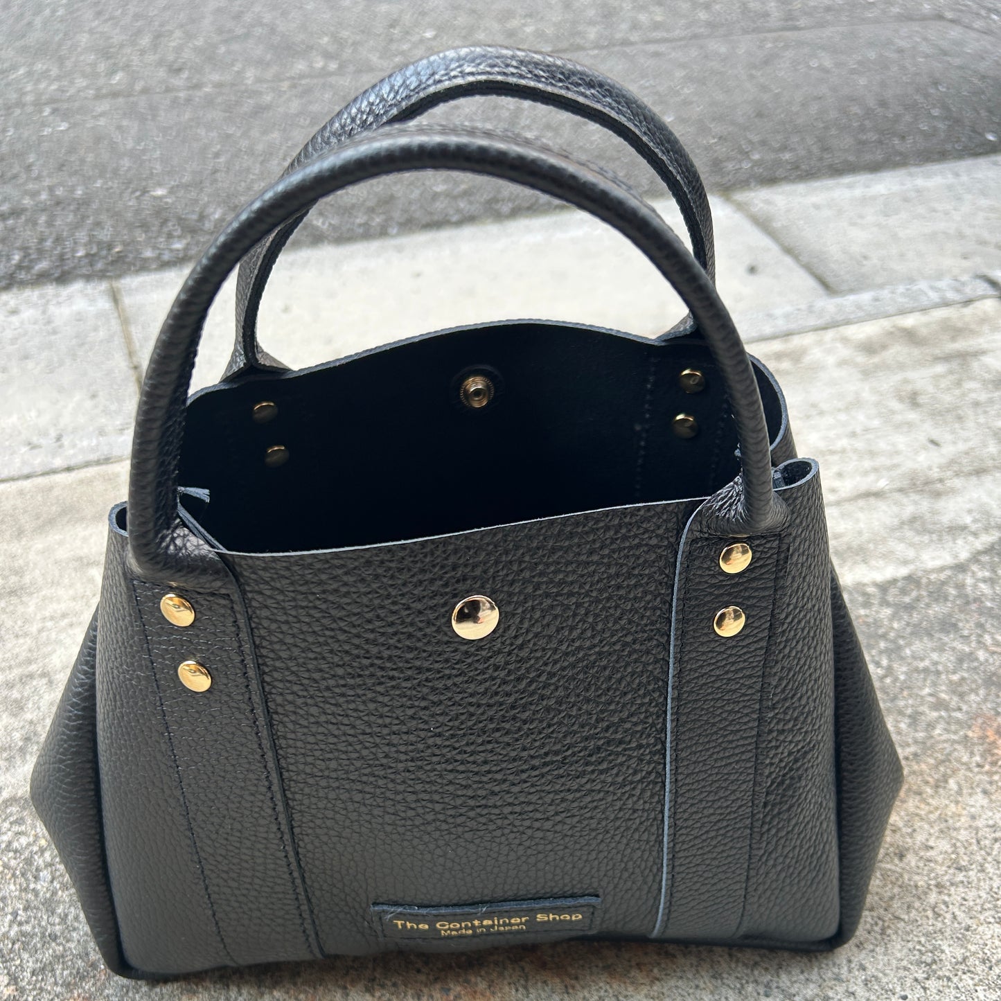 Cow Leather (Shallow Tote Size) BLACK