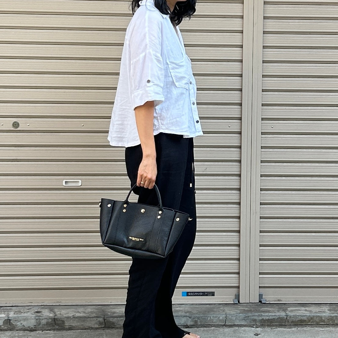 Cow Leather (Shallow Tote Size) BLACK