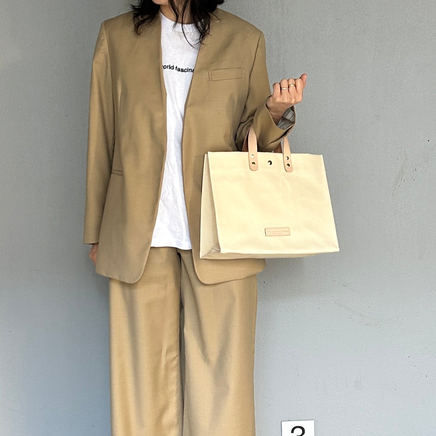 「軽くて拭ける」Coated PVC(レクタングルL)IVORY