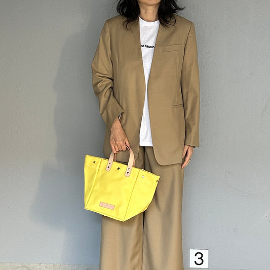 「軽くて拭ける」Coated PVC(SQ)CREAM YELLOW