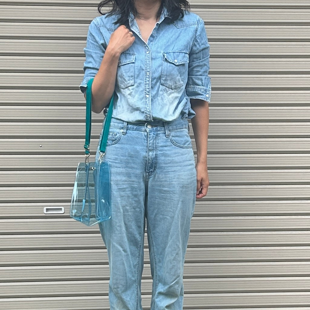 Colored PVC/Tumbler Pochette Light Blue