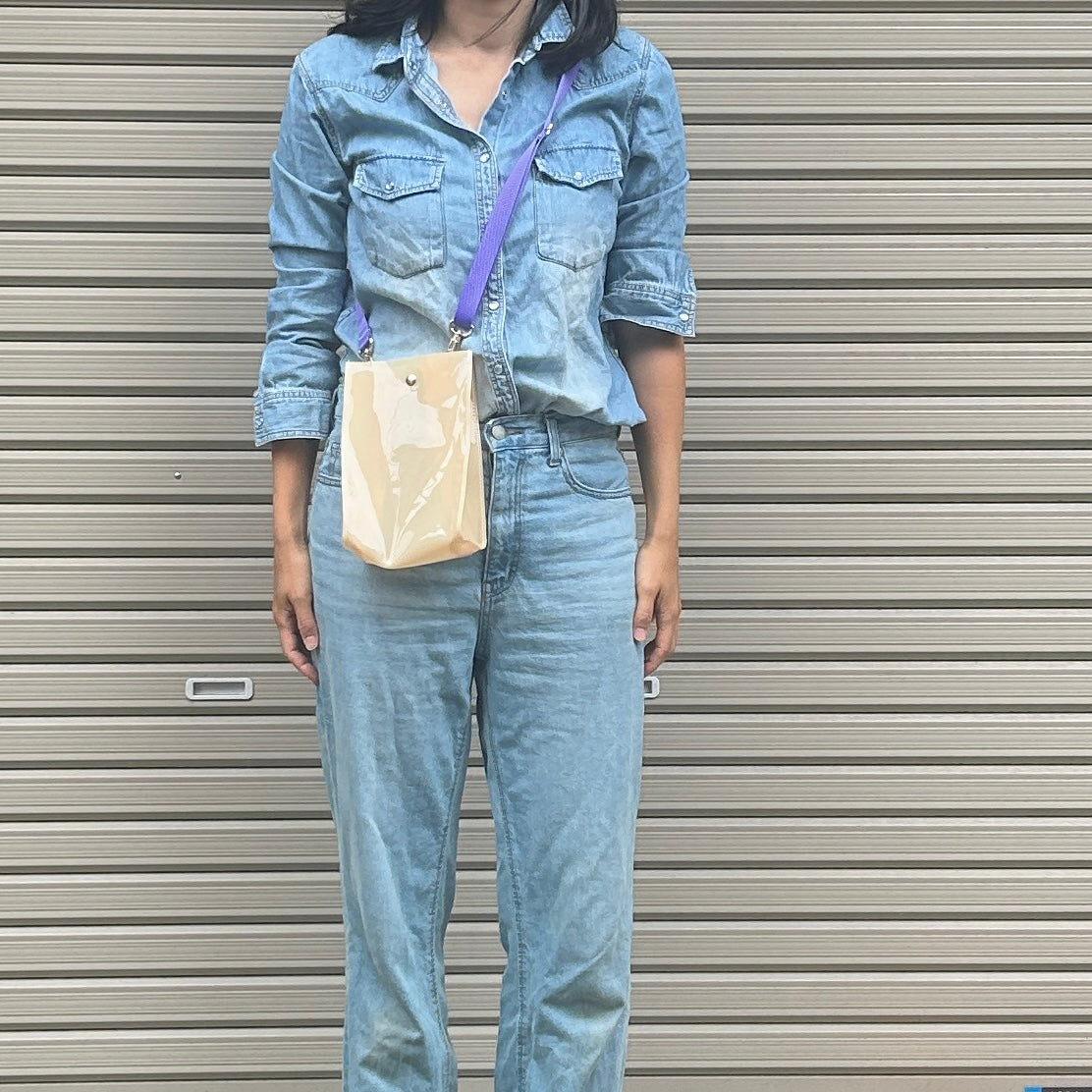 Colored PVC/Tumbler Pochette Ecru