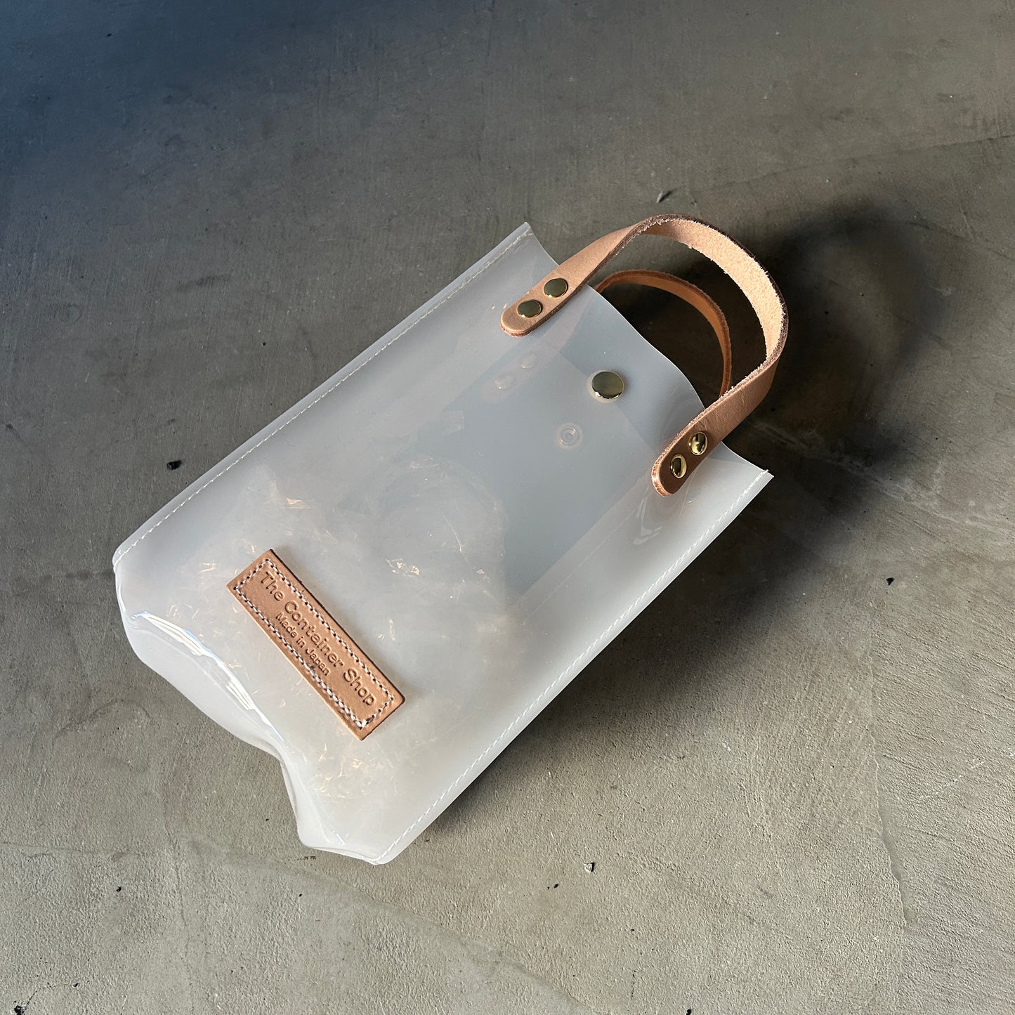 Colored PVC(LeatherHandle)Pochette/White