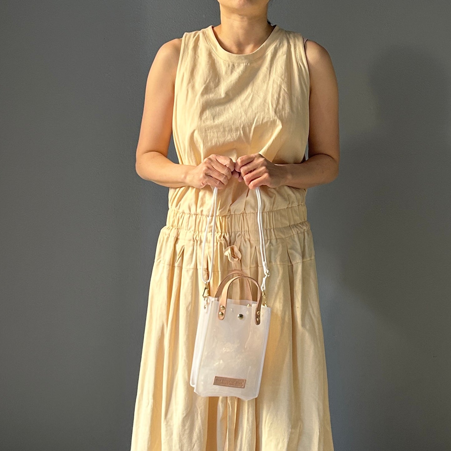 Colored PVC(LeatherHandle)Pochette/White