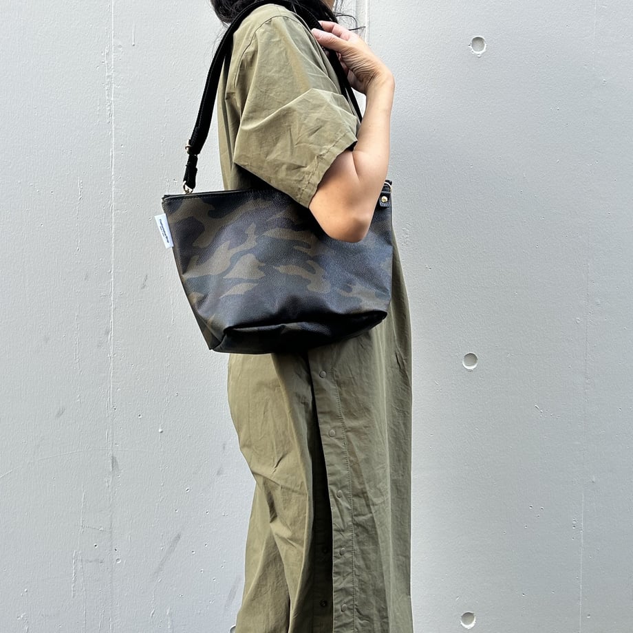 "Lightweight and Wipeable" Coated PVC (POCHETTE) Camouflage