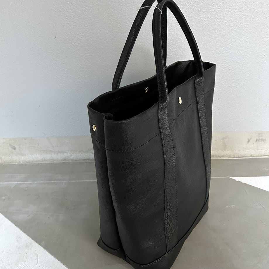"Lightweight and wipeable" Coated PVC Camouflage (TOTE L)