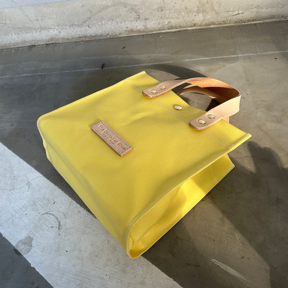 "Lightweight and wipeable" Coated PVC (Rectangle S) CREAM YELLOW