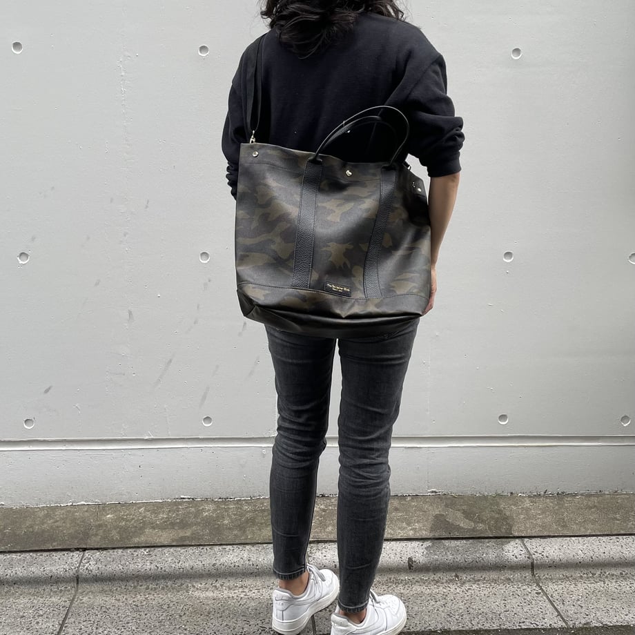 "Lightweight and wipeable" Coated PVC Camouflage (TOTE L)