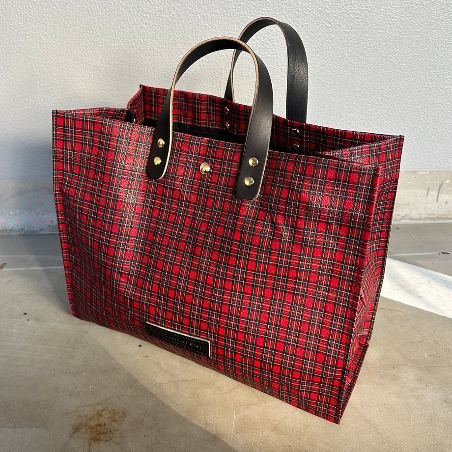 「軽くて拭ける」Coated PVC(レクタングルL)Tartan Check