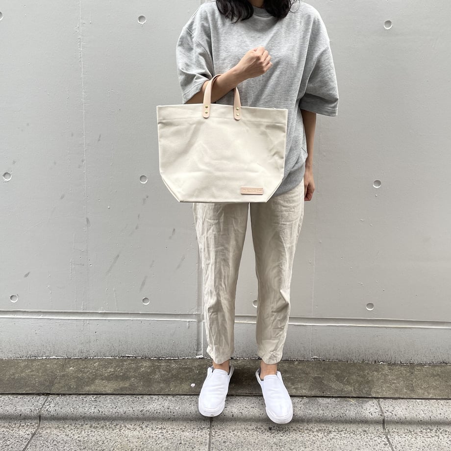 CANVAS/STANDARD(W)