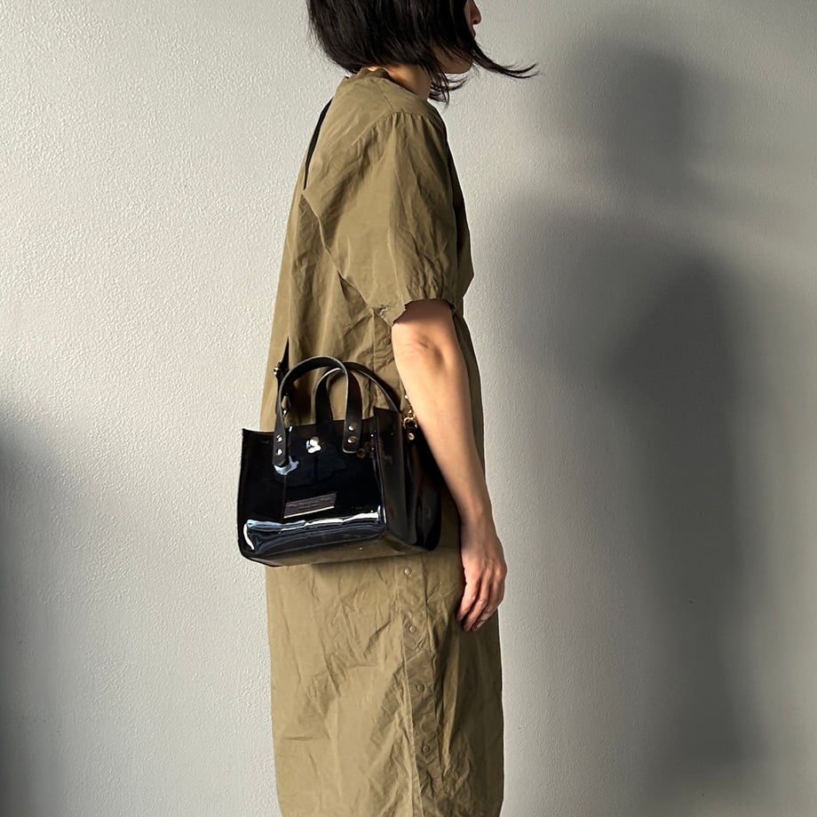 Colored PVC clear bag (tote S) Black