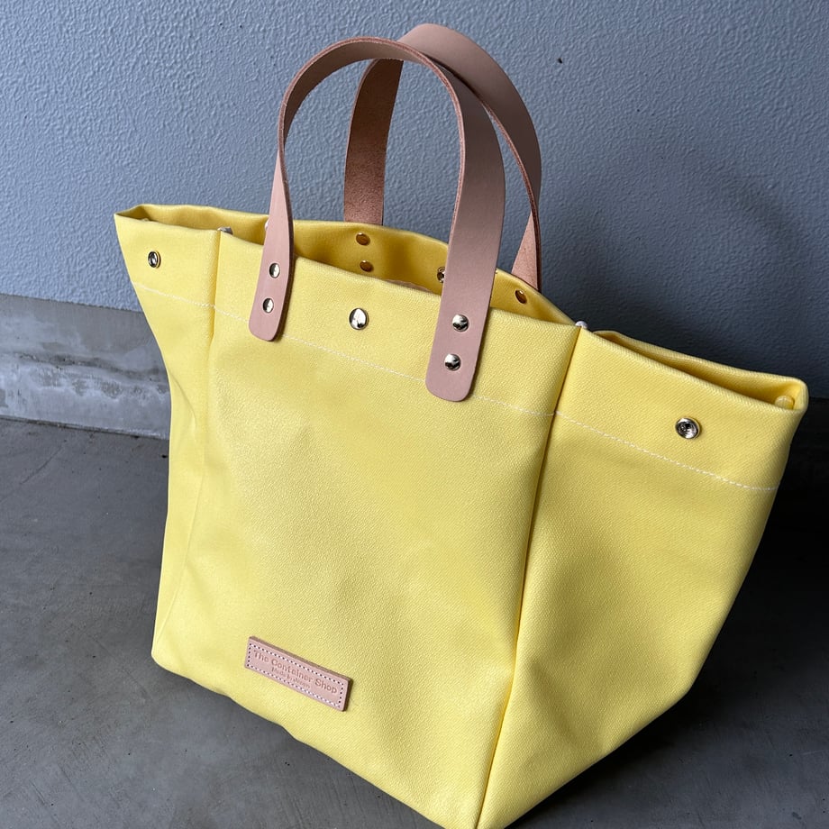 "Lightweight and easy to wipe" Coated PVC (SQ) CREAM YELLOW