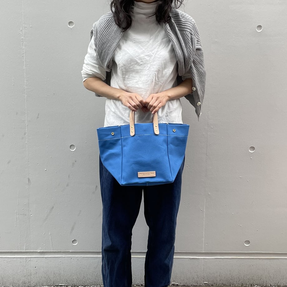 CANVAS/STANDARD (SQ)