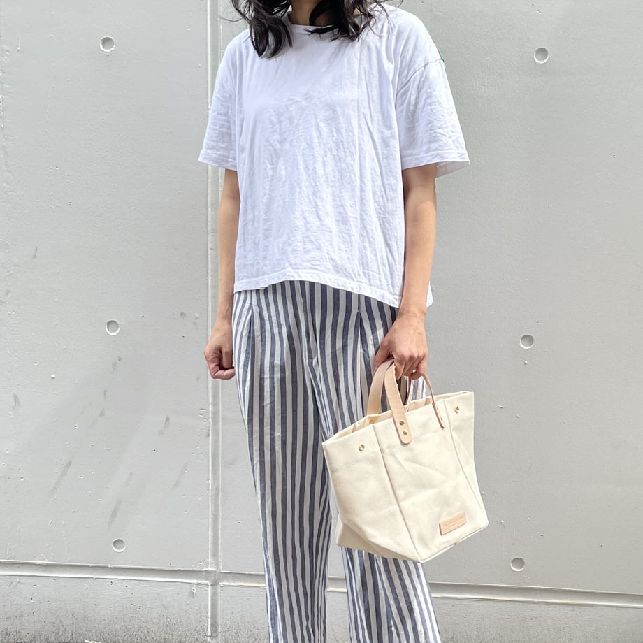 CANVAS/STANDARD (SQ)