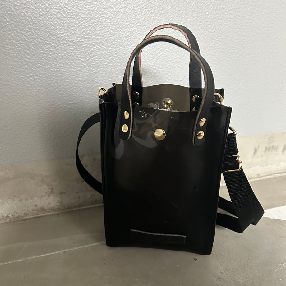 Colored PVC(LeatherHandle)Pochette/Black
