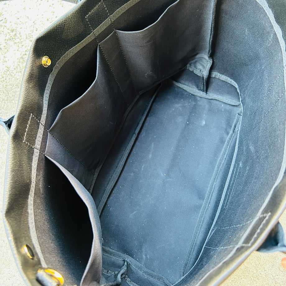 "Lightweight and wipeable" Coated PVC Camouflage (TOTE L)