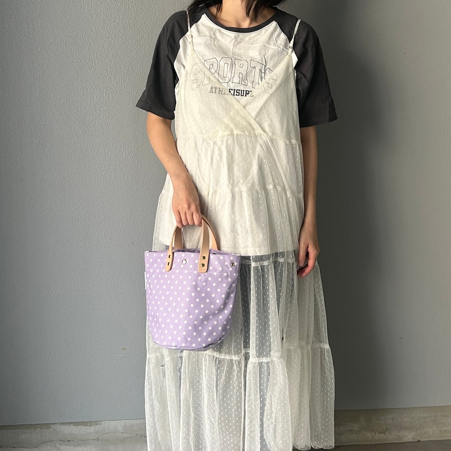 3,500 yen (tax included) "Wipeable" PVC processing (round bottom tote) dot pattern