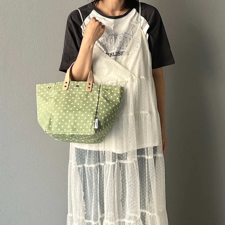 "Wipeable" Coated PVC (SQ) Polka dot pattern