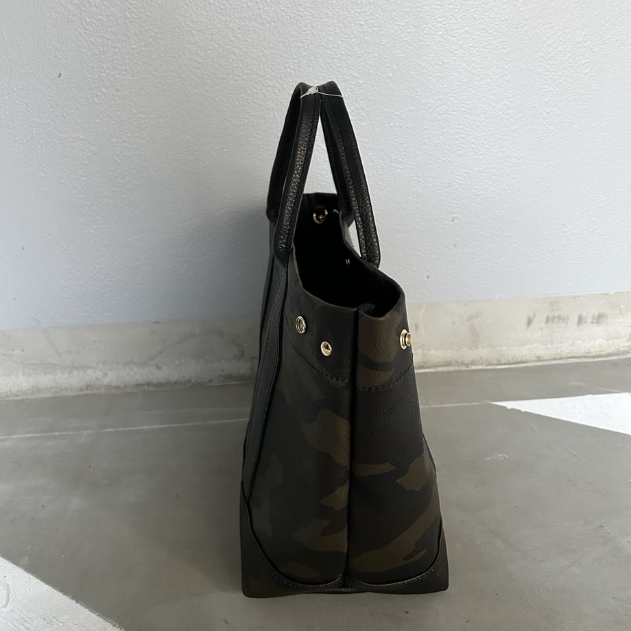 「軽くて拭ける」Coated PVC Camouflage(TOTE M)