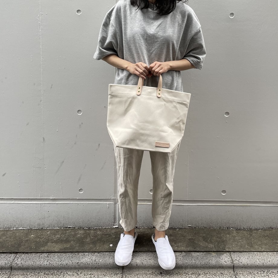 CANVAS/STANDARD(W)