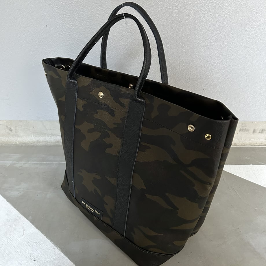 "Lightweight and wipeable" Coated PVC Camouflage (TOTE L)