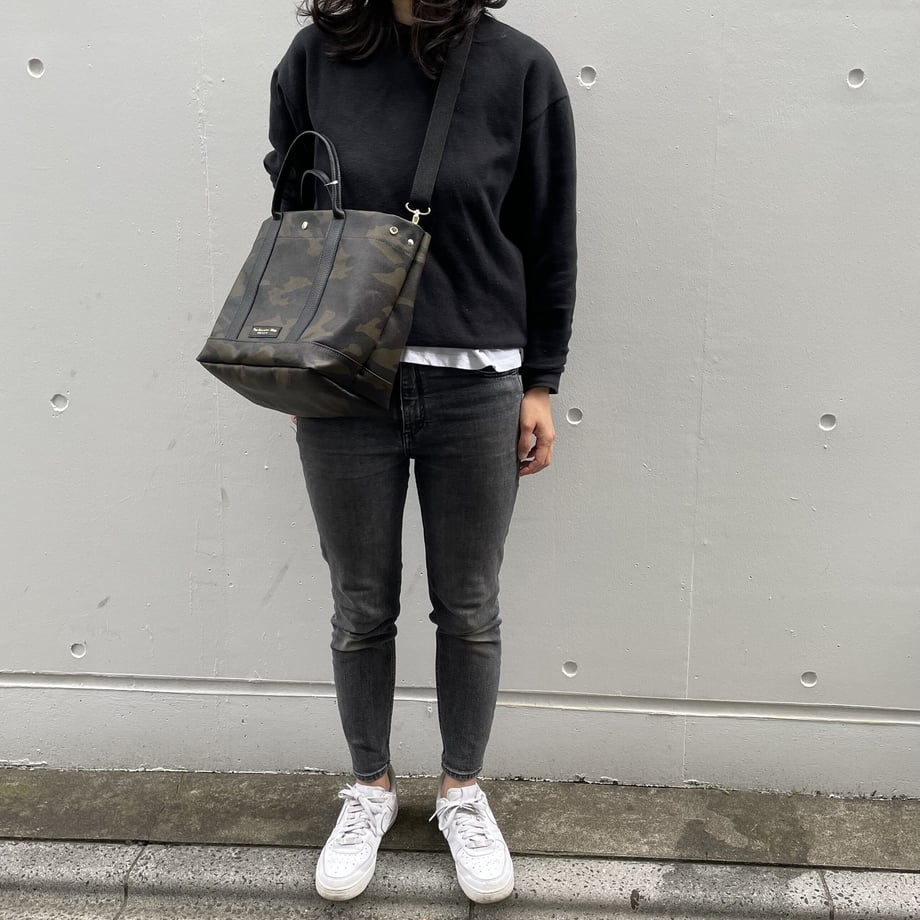 「軽くて拭ける」Coated PVC Camouflage(TOTE M)