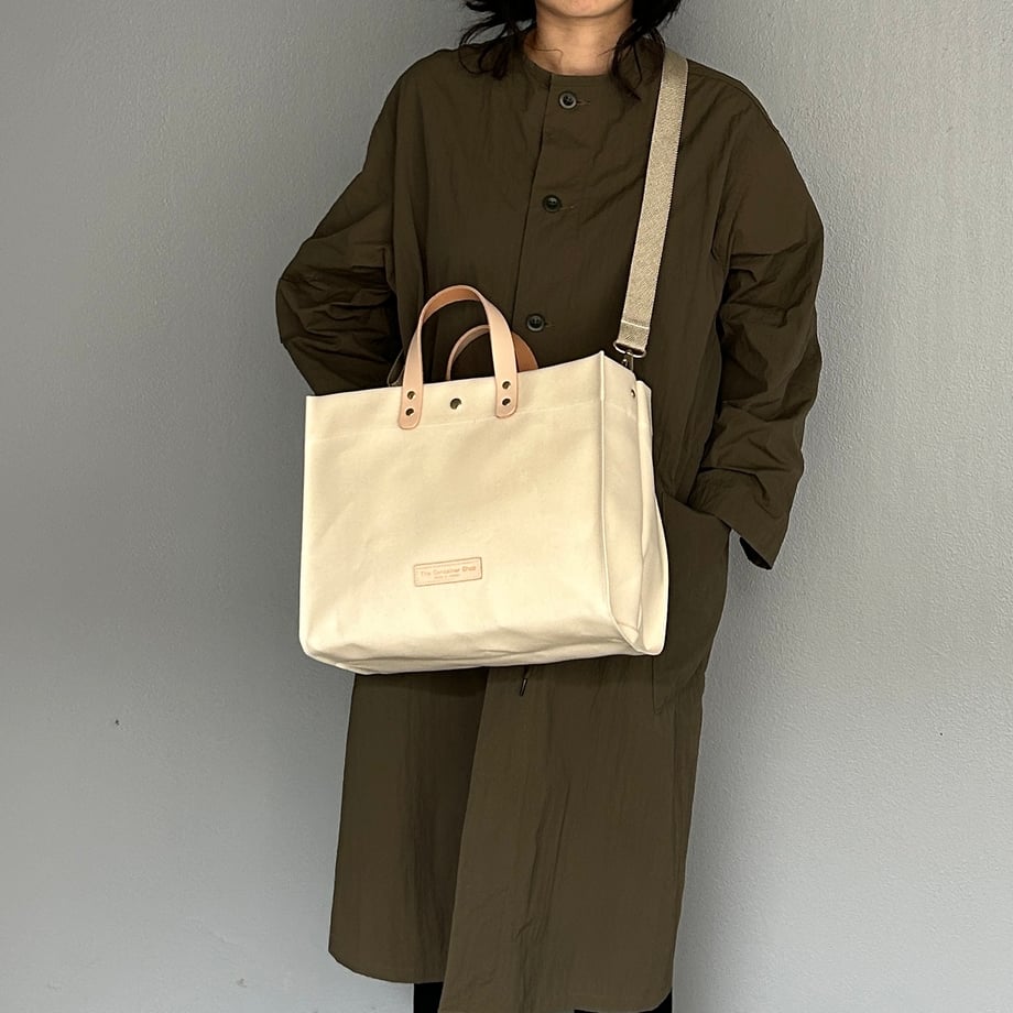 「軽くて拭ける」Coated PVC(レクタングルL)IVORY