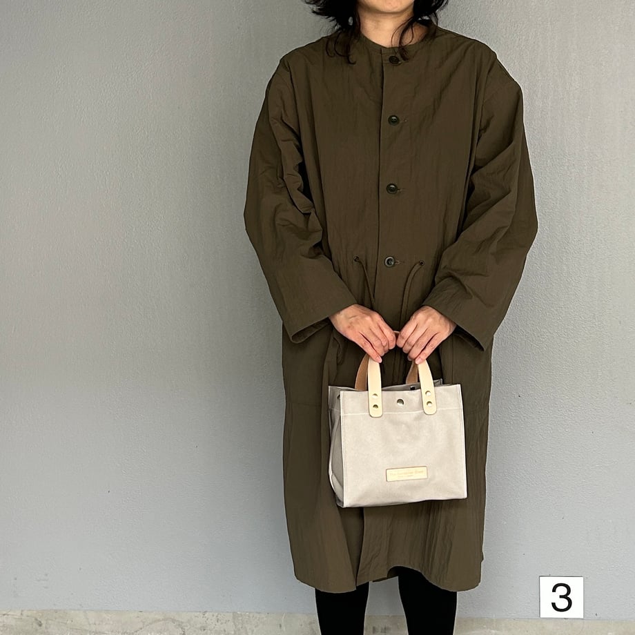 「軽くて拭ける」Coated PVC(レクタングル S)SILVER GREY