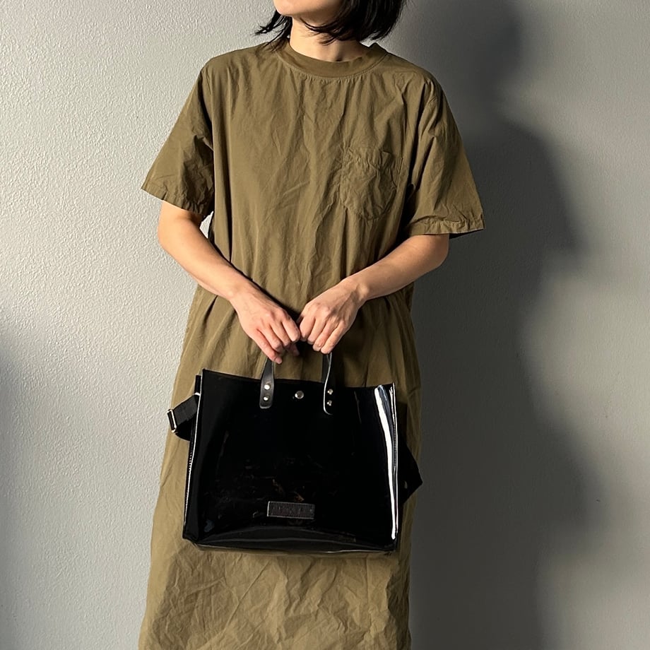 Colored PVC(LeatherHandle)ToteL/Black