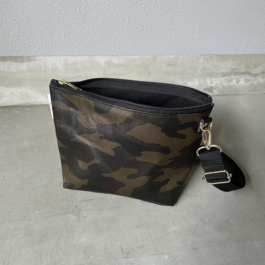 "Lightweight and Wipeable" Coated PVC (POCHETTE) Camouflage