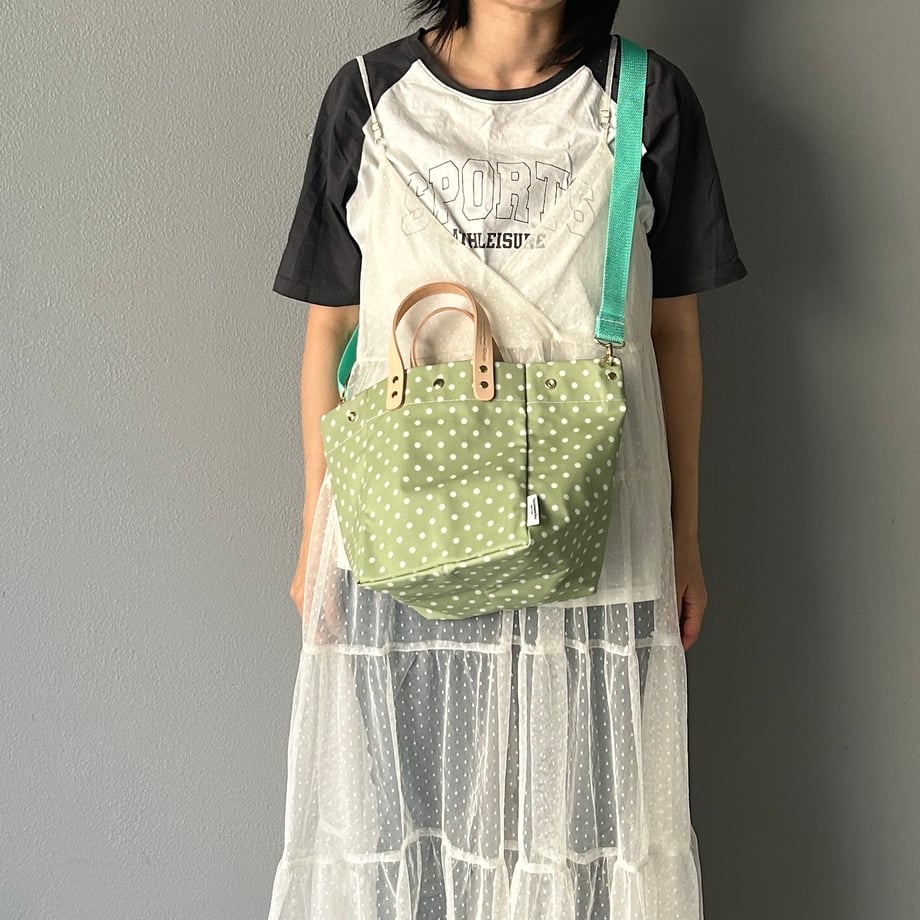 "Wipeable" Coated PVC (SQ) Polka dot pattern