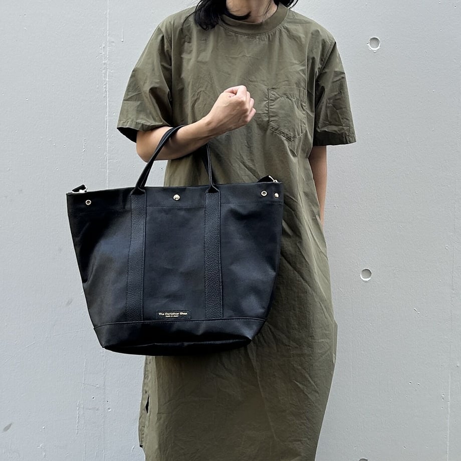 "Lightweight and wipeable" Coated PVC Camouflage (TOTE L)