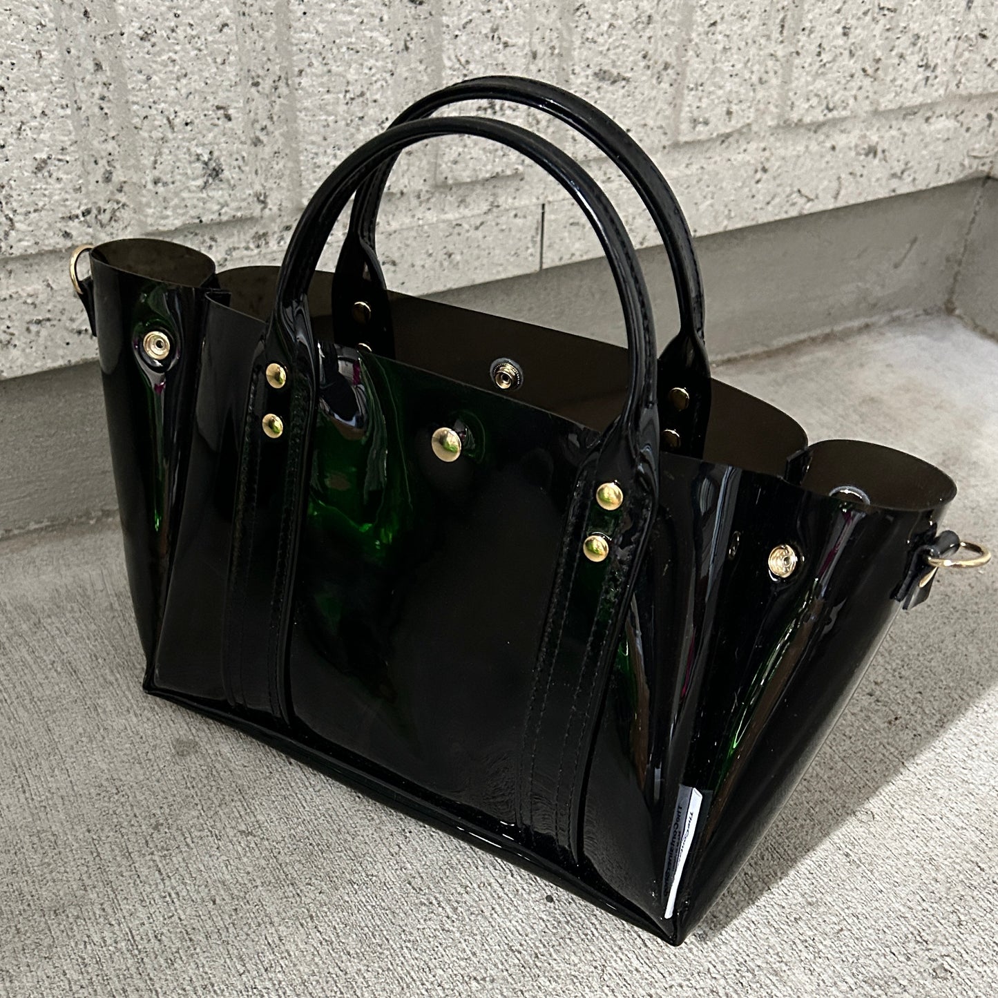 ＜新作＞カラーPVCクリアバッグ（オールクリアトート浅型M)ブラック