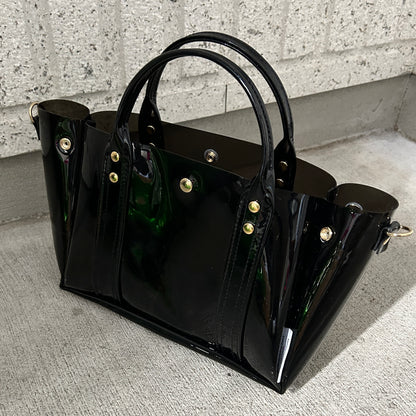 ＜新作＞カラーPVCクリアバッグ（オールクリアトート浅型M)ブラック