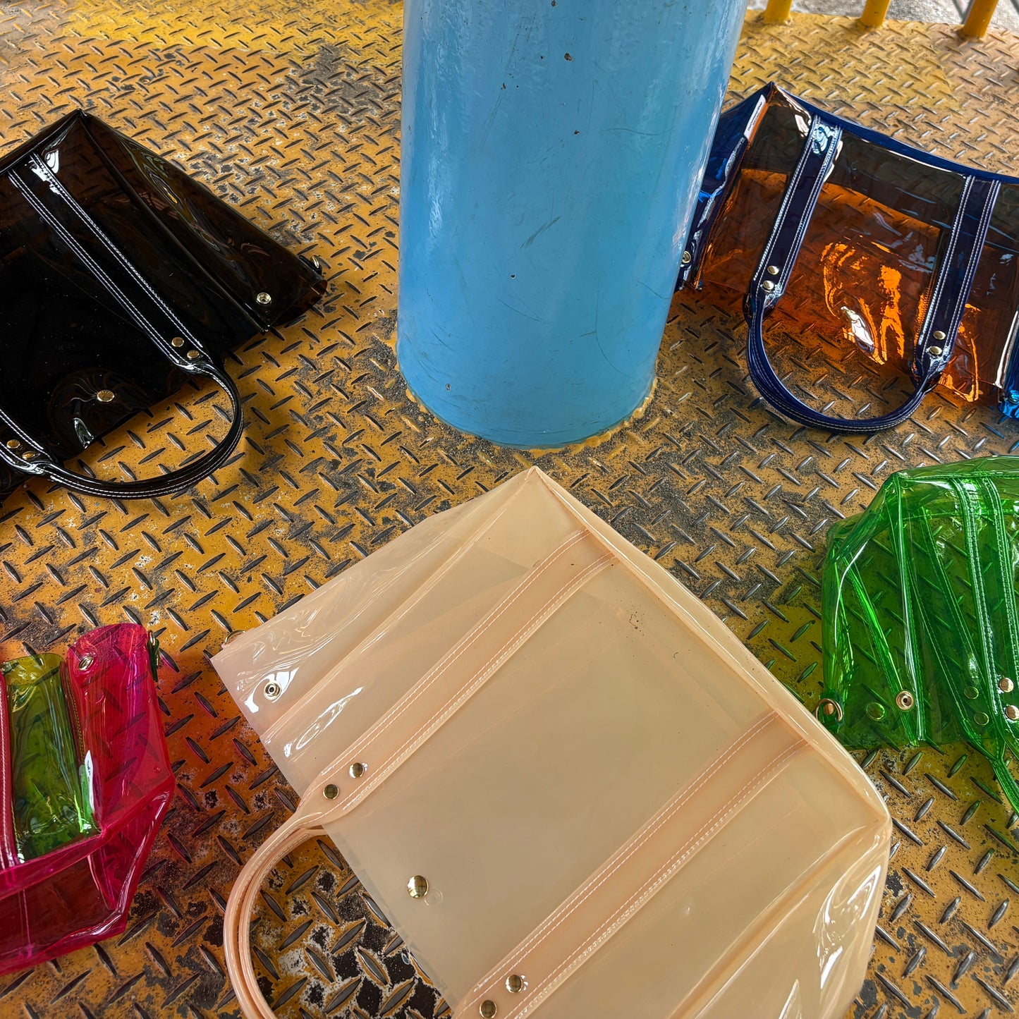 ＜限定カラー＞Colored PVC(ClearHandle)ToteL/Orange&Blue