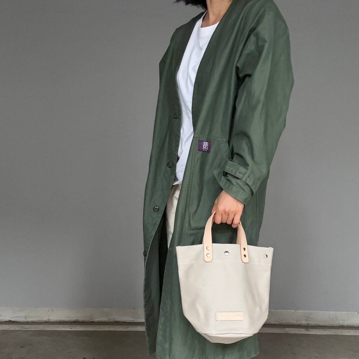 「軽くて拭ける拭ける」PVC加工（Round Bottom B）Silver Grey