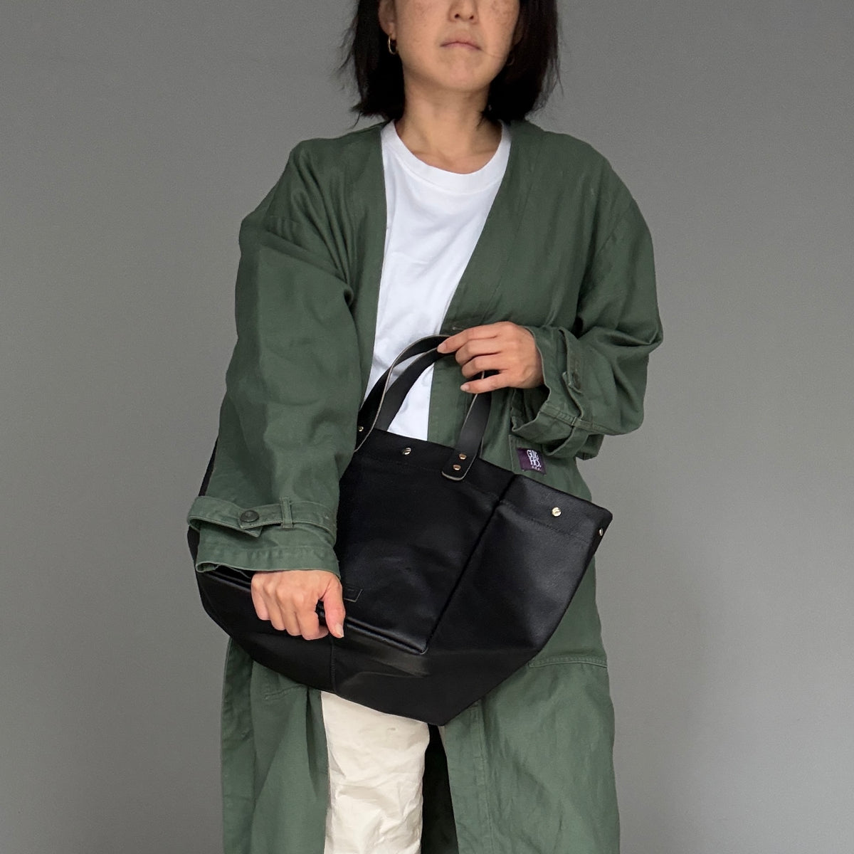 ＜数量限定＞「軽くて拭ける」Coated PVC（SQL）Black