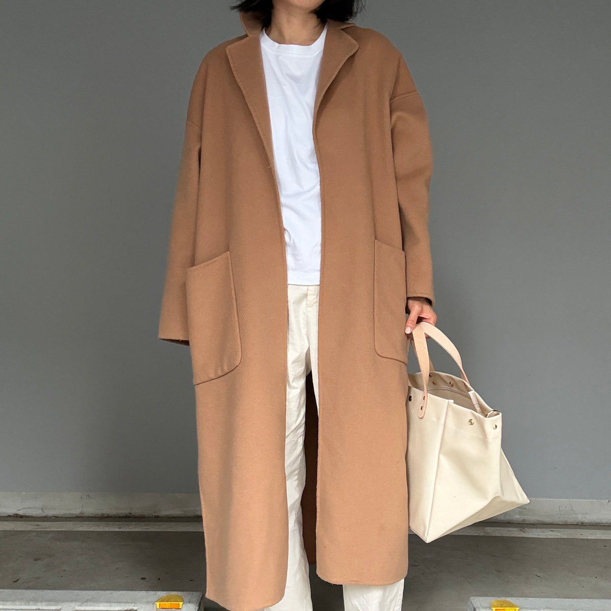 「軽くて拭ける」Coated PVC（SQL）Ivory
